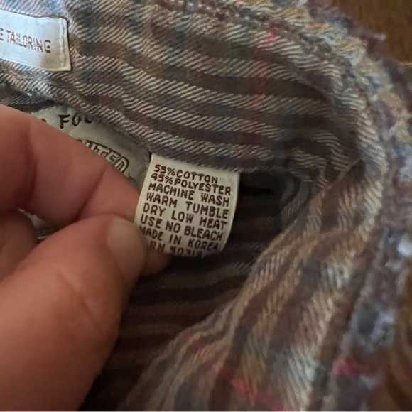 London Fog Outdoors Unlimited Mens Plaid Button Down Shirt Brown size Medium - Picture 3 of 11